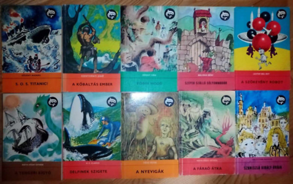 Szentiványi Jenő, Mándy Iván, Balogh Béni, Lester del Rey, Ráth-Végh István, A. C. Clarke, Tőke Péter, Krystyna Boglar Dékány András - (10 db) Delfin ifjúsági könyvcsomag: S.O.S. Titanic! / A kpbaltás ember / Robin Hood / Szépen szálló sólyommadár / A szökevény robot / A tengeri kígyó / Delfinek szigete / A nyevigák / A fáraó átka / Szaniszló király órája