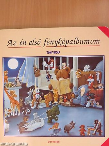 GRAFIKUS Tony Wolf - Az n els fnykpalbumom - Kihajthat ablakokkal