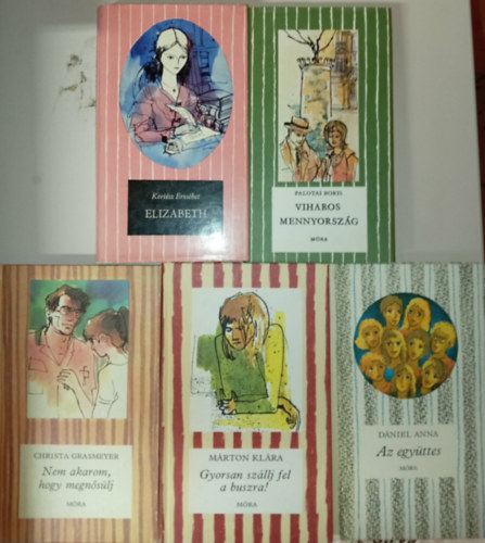 Palotai Boris, Christa Grasmeyer, M�rton Kl�ra, D�niel Anna Kert�sz Erzs�bet - (5db) Cs�kos K�nyvek ifj�s�gi k�nyvcsomag a 12-16. �ves koroszt�ly sz�m�ra: Elizabeth / Viharos mennyorsz�g / Nem akarom, hogy megn�s�lj / Gyorsan sz�llj fel a buszra / Az egy�ttes