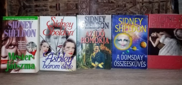 Sidney Sheldon - Sidney Sheldon knyvcsomag (5db) Mesterjtszma + Ashley hrom lete + Az id homokja + A doomsday sszeeskvs + A legszebb tervek