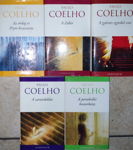 Paulo Coelho - 5db Paulo Coelho m - A Zahir; A gyztes egyedl van; Az rdg s Prym kisasszony; A zarndoklat; A portobelli boszorkny