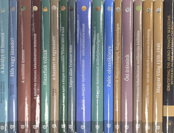 Tóth Sándor, Magyar Zoltán, Vajda András, Köő Artúr, Vizi László Tamás, Fabó Edit , Zelliger Erzsébet, Neparáczki Endre, Fehé Busics György (szerk.), Pomozi Péter, Kása Csaba (szerk.) - 17 db Magyarságkutató intézet: A királyi öl hossza: Rekonstruálható-e az egykori hosszmértékegység?+ Hős vagy lázadó?+ A szülőföld üzenete+ A százéves trianoni békediktátum születése+ stb...