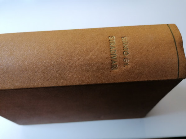 Sz�nt� Gy�rgy - Stradivari