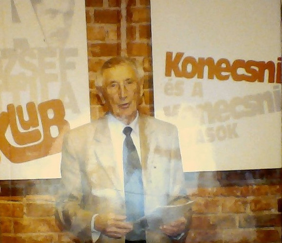 Az albumot tervezte: Kodrucz Sndor - Konecsni s a Konecsni djasok