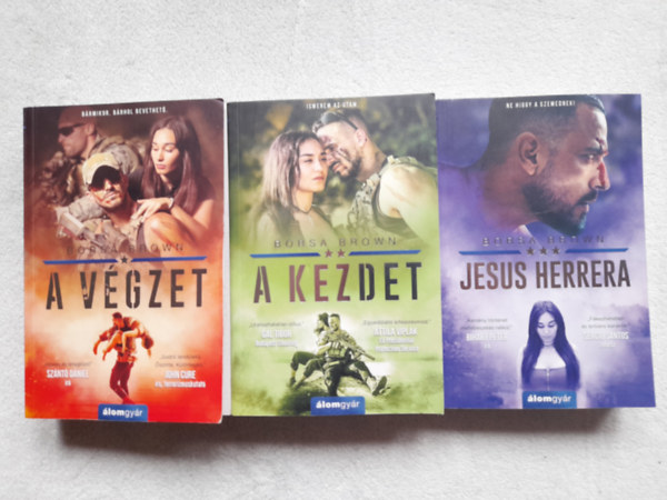 Borsa Brown - A kezdet + A vgzet + Jesus Herrera