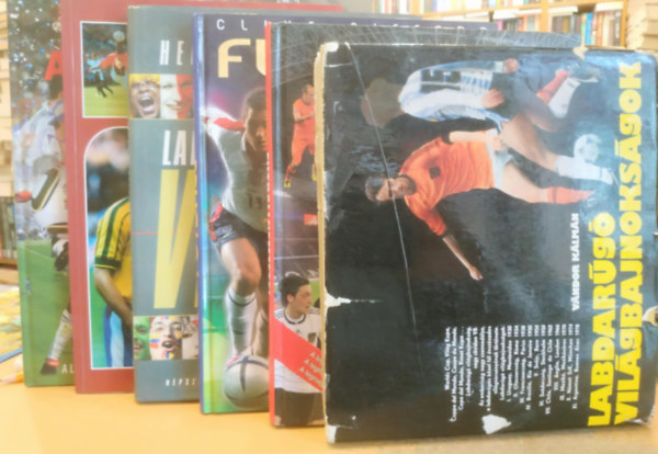 Jens Dreisbach, Clive Gifford, Hegyi Iv�n, Thaly Zolt�n Ifj., P�ter Gyula V�ndor K�lm�n - 6 db Labdar�g�s: K�pmes�k (A 16. labdar�g�-vil�gbajnoks�g pillanataib�l); Labdar�g� VB-k�nyv; Futball enciklop�dia; Eur�pa futballnemzetei; Labdar�g� vil�gbajnoks�gok; A futball vil�ga (A mi vil�gunk)