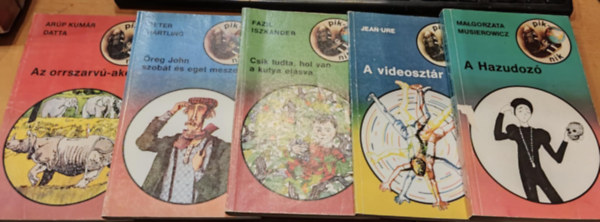 Jean Ure, Fazil Iszkander, Peter Hartling, Ar�p Kum�r Datta Malgorzata Musierowicz - 5 db Piknik k�nyvek: A hazudoz� + A videoszt�r + Az orrszarv�-akci� + Csik tudta, hol van a kutya el�sva + �reg John szob�t �s eget meszel