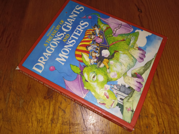 T�bb szerz� - A treasury of Dragons,Giants and Monsters