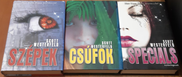 Scott Westerfeld - Csfok sorozat 1-3. (Csfok, Szpek. Klnlegesek)