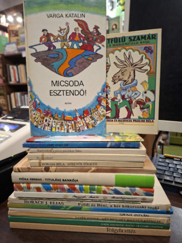 Peterdi P�l, Paulini B�la, Jakab Zs�fia , Horgas B�la, Szunyogh Szabolcs, B�k�s J�zsef, M�ra Ferenc, Dao Ngoc Thang, Horace J. Koll�nyi �goston (szerk.), Varga Katalin, Sulyok Magda (szerk.) - 18 db-os mese  K�NYVMENT� AJ�NLAT: �lmodik az �llatkert, A h�tf�l� szam�r meg a h�romf�l� ny�l, �tperces mes�k - Az eb�l j�rt kutya �s m�s t�rt�netek, Micsoda esztend�! Az okos l�ny, J� �jszk�t!, T�rlivirli �s a piros p�n