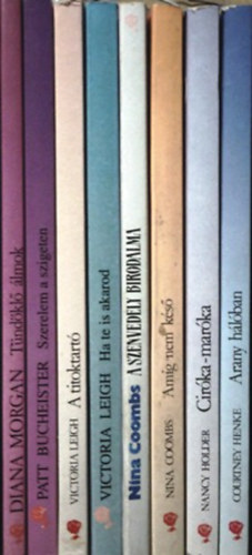 Nancy Holder, Nina Coombs, Victoria Leigh, Patt Bucheister, Diana Morgan Courtney Henke - 8 db V�r�s R�zsa k�nyv: Arany h�l�ban, Cir�ka-mar�ka, Am�g nem k�s�, A szenved�ly birodalma, Ha te is akarod, A titoktart�, Szerelem a szigeten, T�nd�kl� �lmok