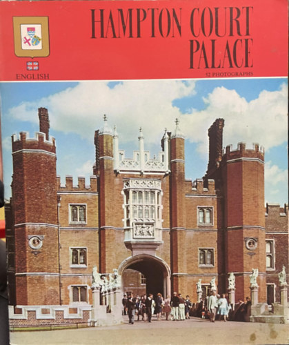 Text bx Eric Restall - Hampton Court Palace - (52 photogrphs)