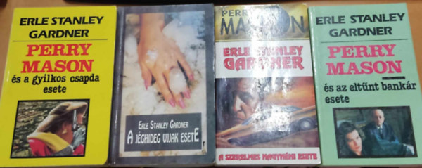 E. S. Gardner - 4 db Perry Mason krimi: A jghideg ujjak esete + A szerelmes nagynni esete + s az eltnt bankr esete + s a gyilkos csapda esete