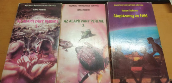 Asimov - Az alapítvány pereme I-II. + Alapítvány és Föld - 3 darab Asimov könyv
