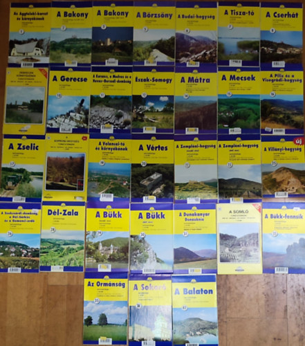 31db turistatrkp a Cartographia sorozatbl - Az Aggteleki-karszt s krnyknek turistatrkpe, A Bakony turistatrkpe 1-2., A Brzsny turistatrkpe, A Budai-hegysg turistatrkpe, A Tisza-t turistatrkpe, stb. (tbbi