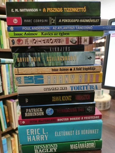 Stephen King, Dean R. Koontz Isaac Asimov - Knyvcsomag, 15 db. Szrakoztat irodalom.A piszkos tizenkett+A Pokolkapu-hadmvelet+Az atlantiszi tncosn+Kavics az gben+Skorpi+Kirajzs+Csilagdagly+A Hold tragdija+Arany rka+Tortra+Virrasztk+Barracuda 945+Hogyan rohanj a v