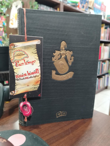 Dr. Matolay G�za - Gr�f Cs�ky Istv�n �lete �s munk�ss�ga a magyar rev�zi� szolg�lat�ban