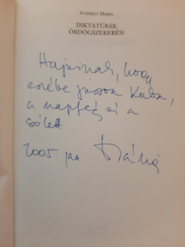 Schmidt M�ria - Diktat�r�k �rd�gszeker�n (DEDIK�LT)