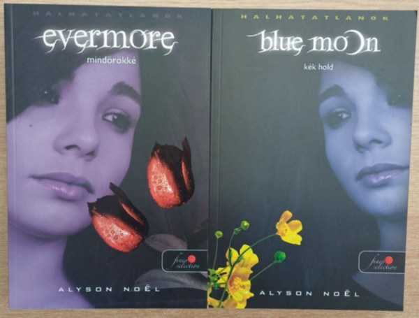 Alyson Noel - A Halhatatlanok sorozat 2 ktete: Kk Hold + Mindrkk